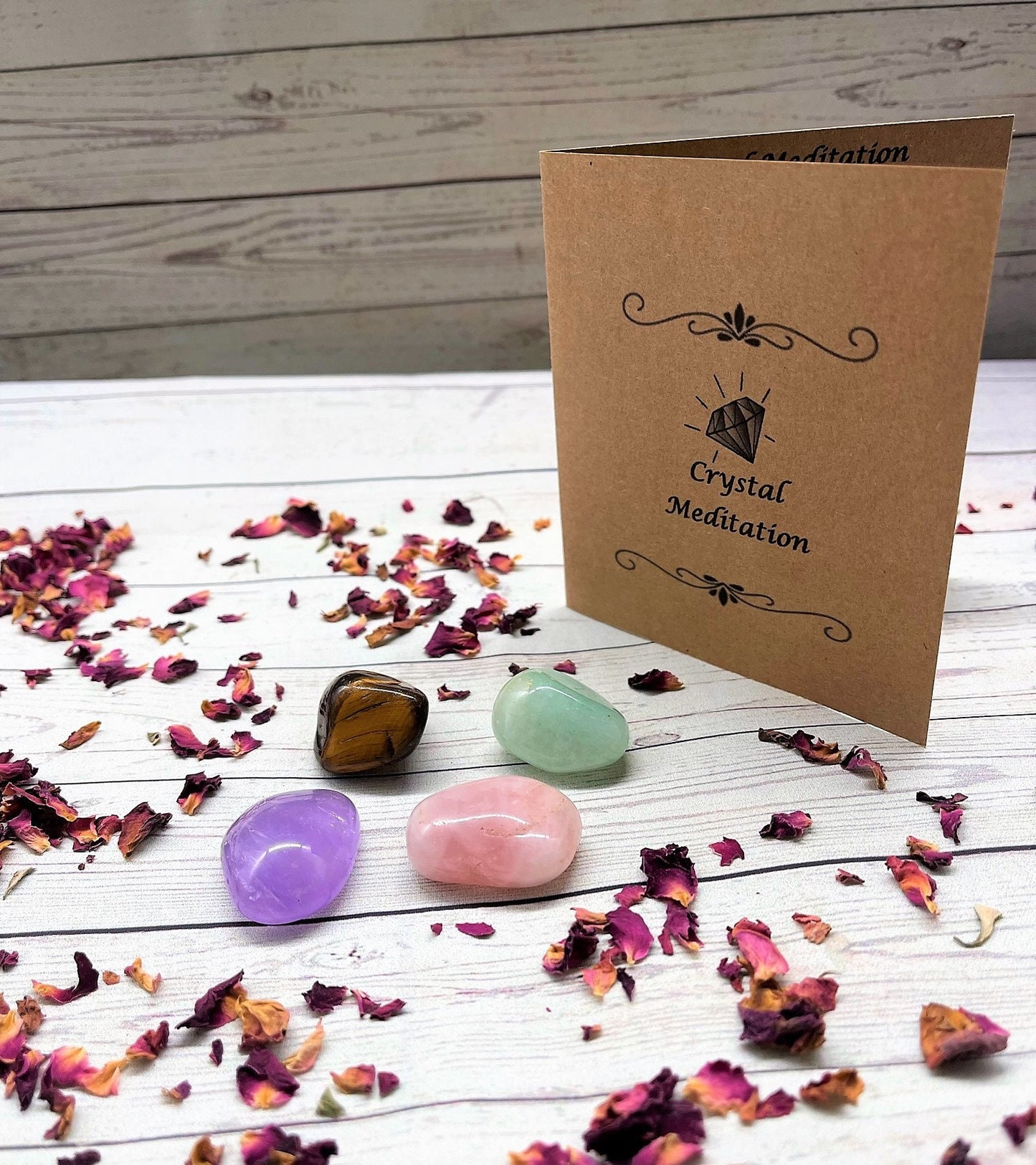 Complete Wellness Gift Box, A Unique Christmas Gift Idea -Dream catcher -Mindfulness -Quotes -Crystals.