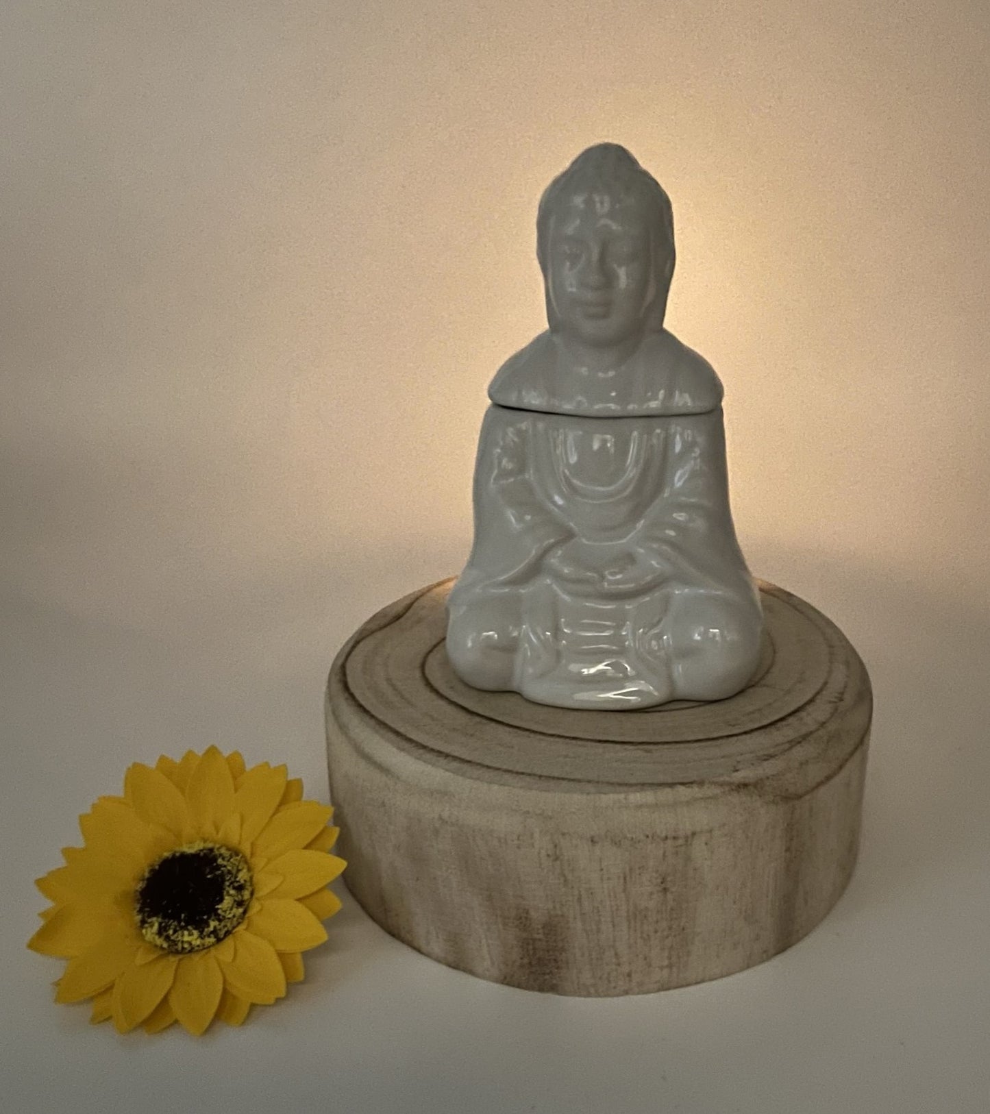 Sitting Buddha Oil/Wax Burner